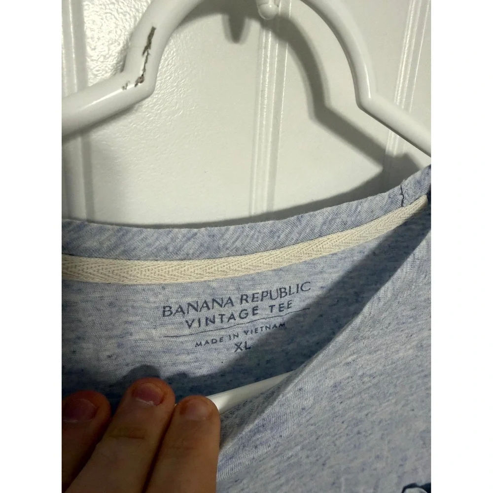 Banana Republic Vintage Tee Mens XL Light Blue Short Sleeve Pocket T-Shirt